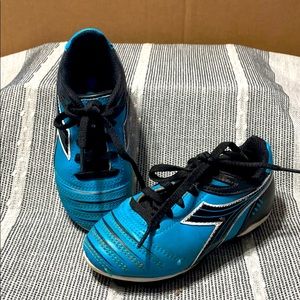 Diadora Cattura MD toddler soccer cleats